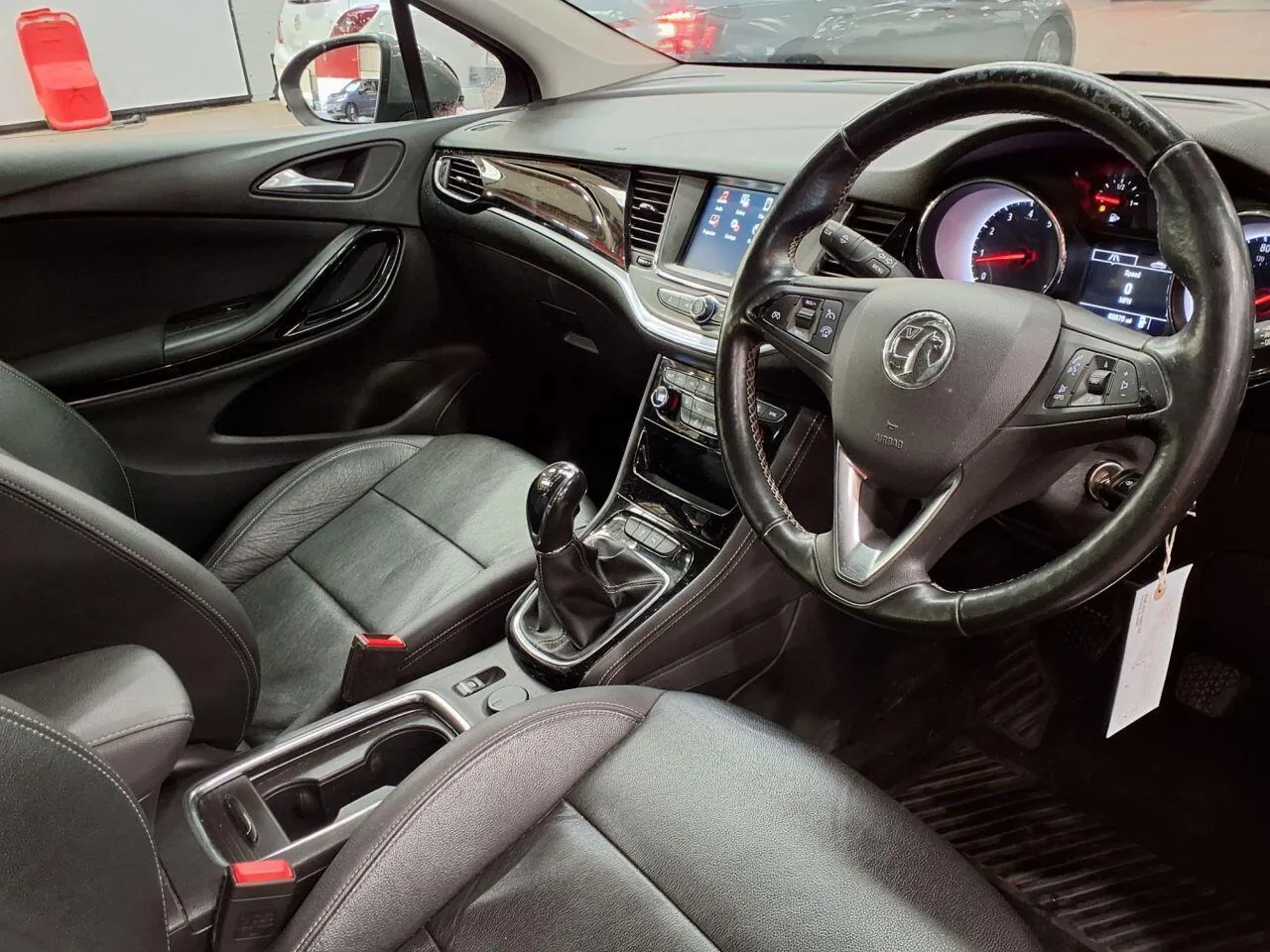Vauxhall Astra 2018 photo 4