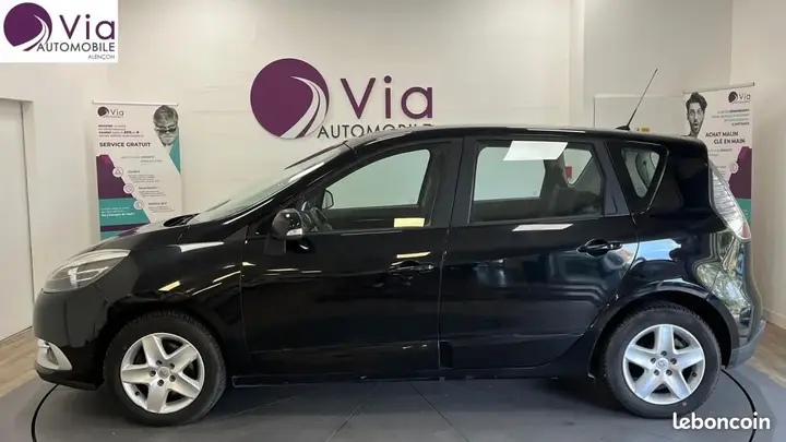 Renault Scenic 2013 photo 2