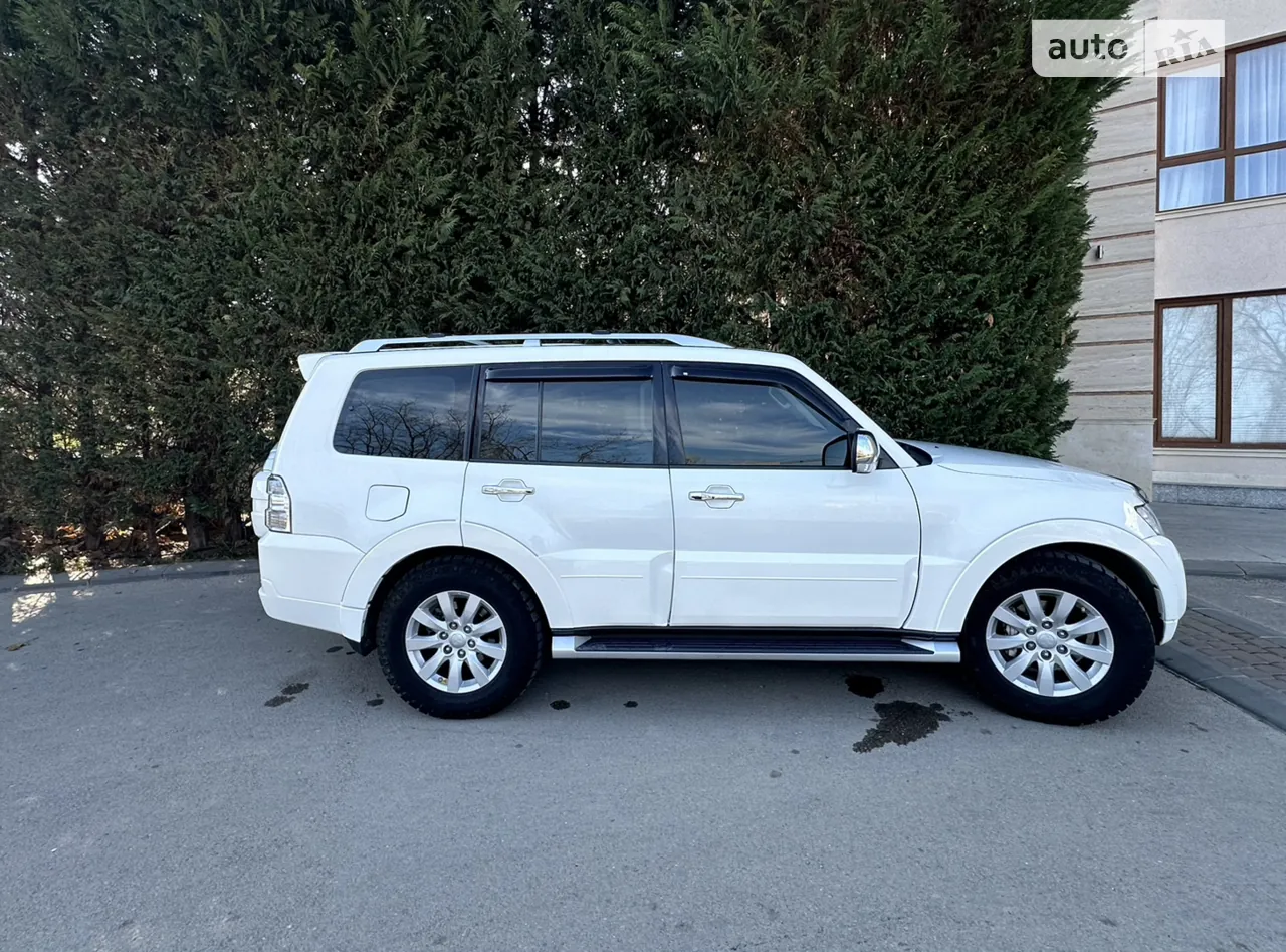 Mitsubishi Pajero Wagon