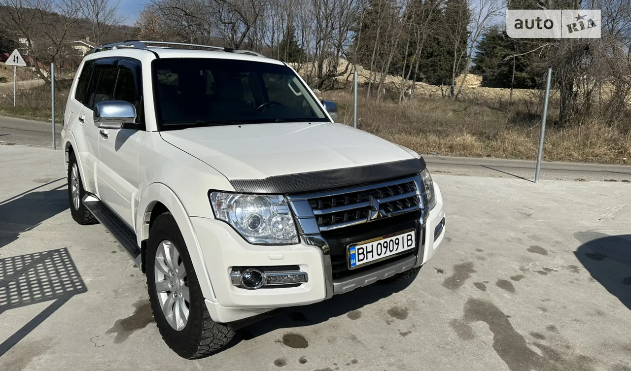 Mitsubishi Pajero Wagon 2011 photo 5