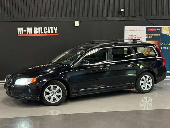 Volvo V70 2012 photo 2