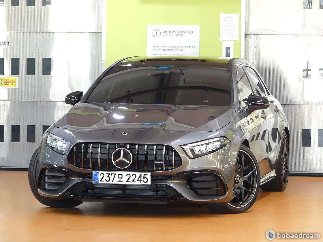 Mercedes-Benz A45 Amg