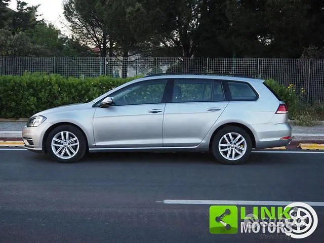 Volkswagen Golf Variant 2018 photo 3
