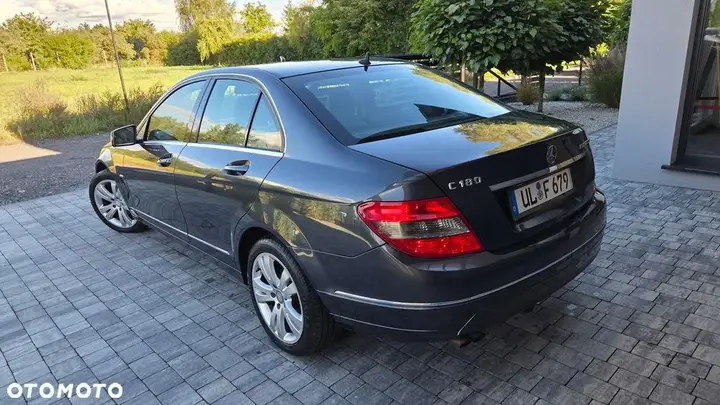 Mercedes-Benz C-Class 2008 photo 2