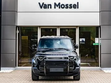 Land Rover Defender 2026 photo 2