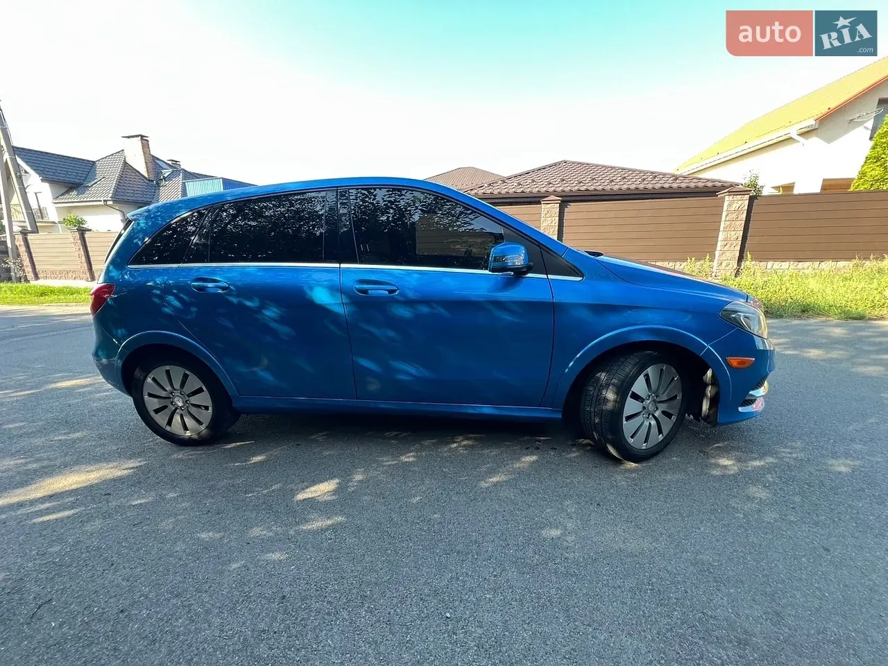 Mercedes-Benz B-Class 2014 photo 2