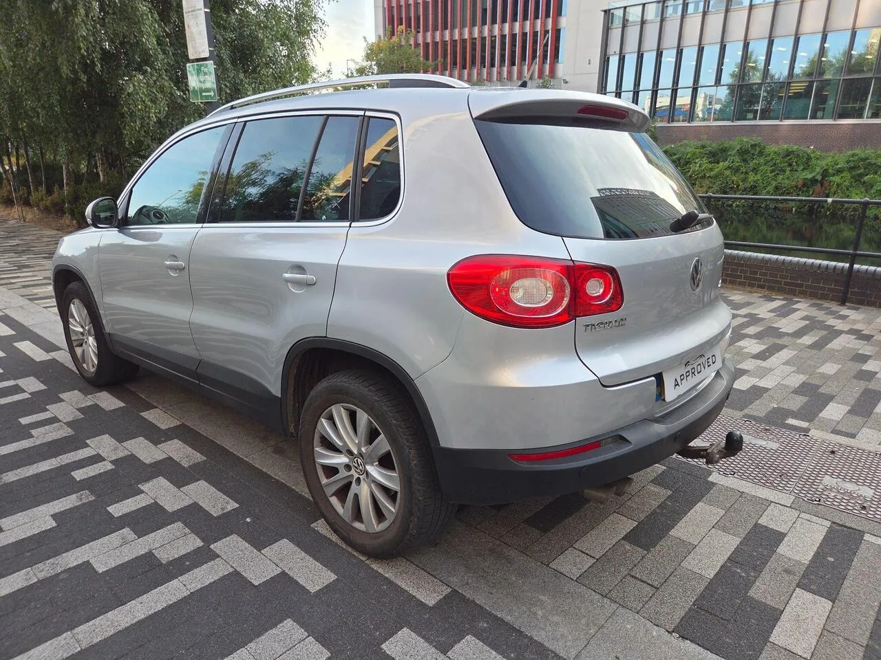 Volkswagen Tiguan 2010 photo 3