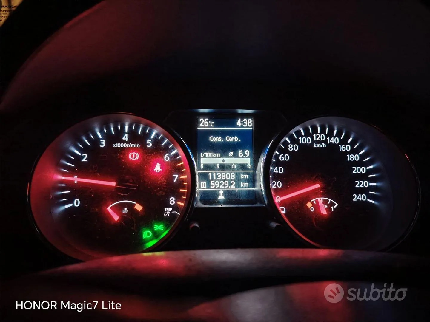 Nissan Qashqai 2012 photo 4