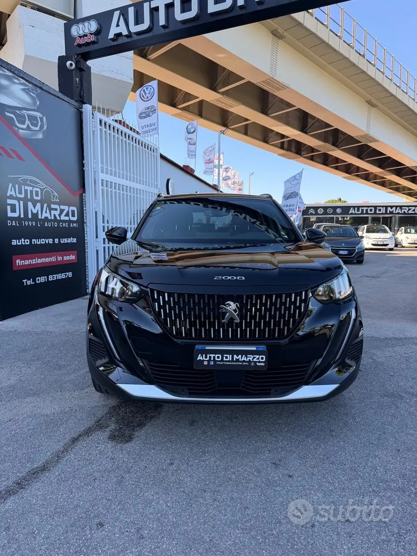Peugeot 2008 2023 photo 2