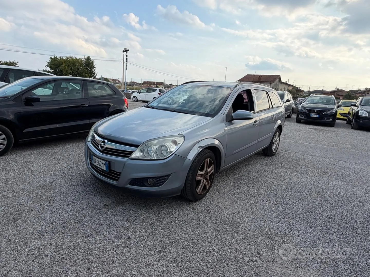 Opel Astra 2009 photo 3