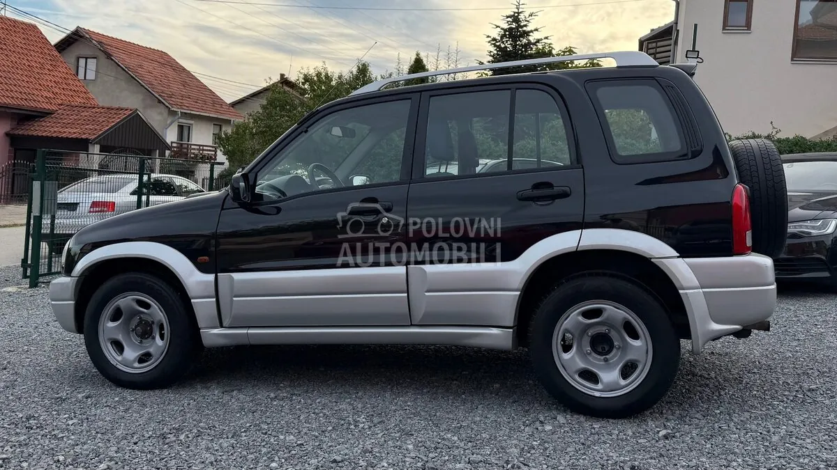Suzuki Grand Vitara 2005 photo 2