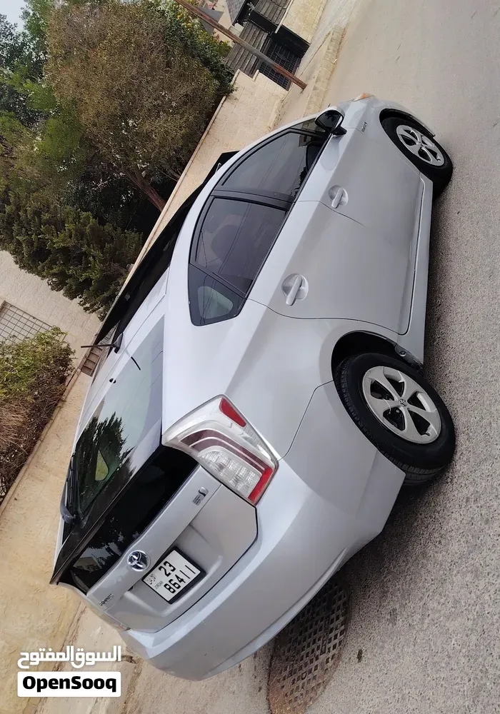 Toyota Prius 2014 photo 4