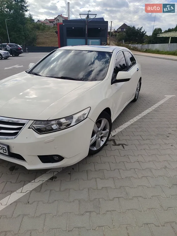 Honda Accord 2011 photo 5