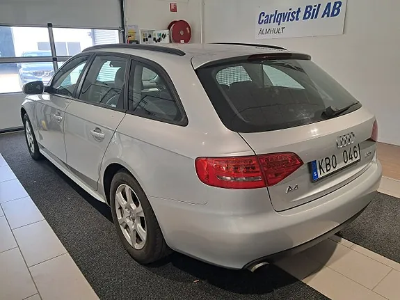 Audi A4 2010 photo 4