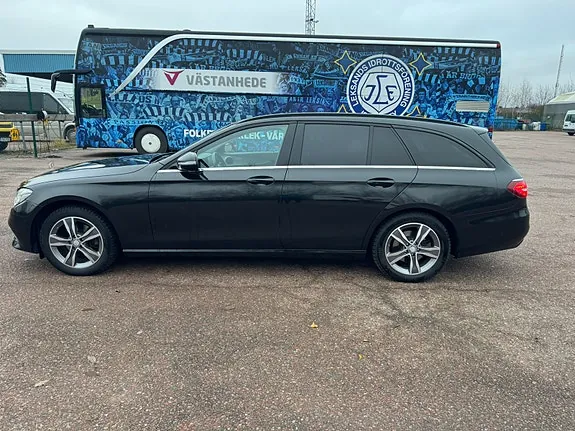 Mercedes-Benz E220