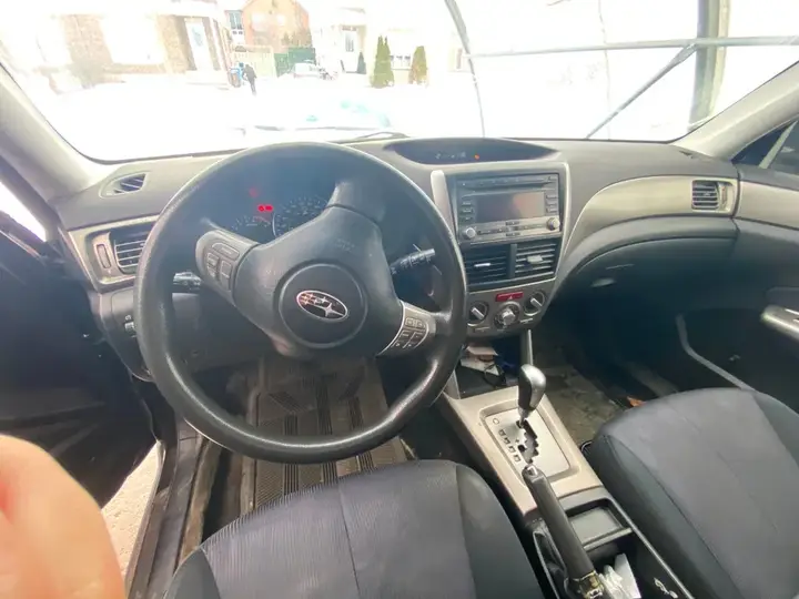 Subaru Forester 2010 photo 3