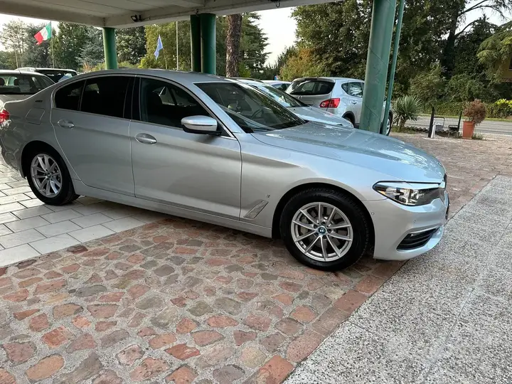 BMW 530E 2019 photo 4