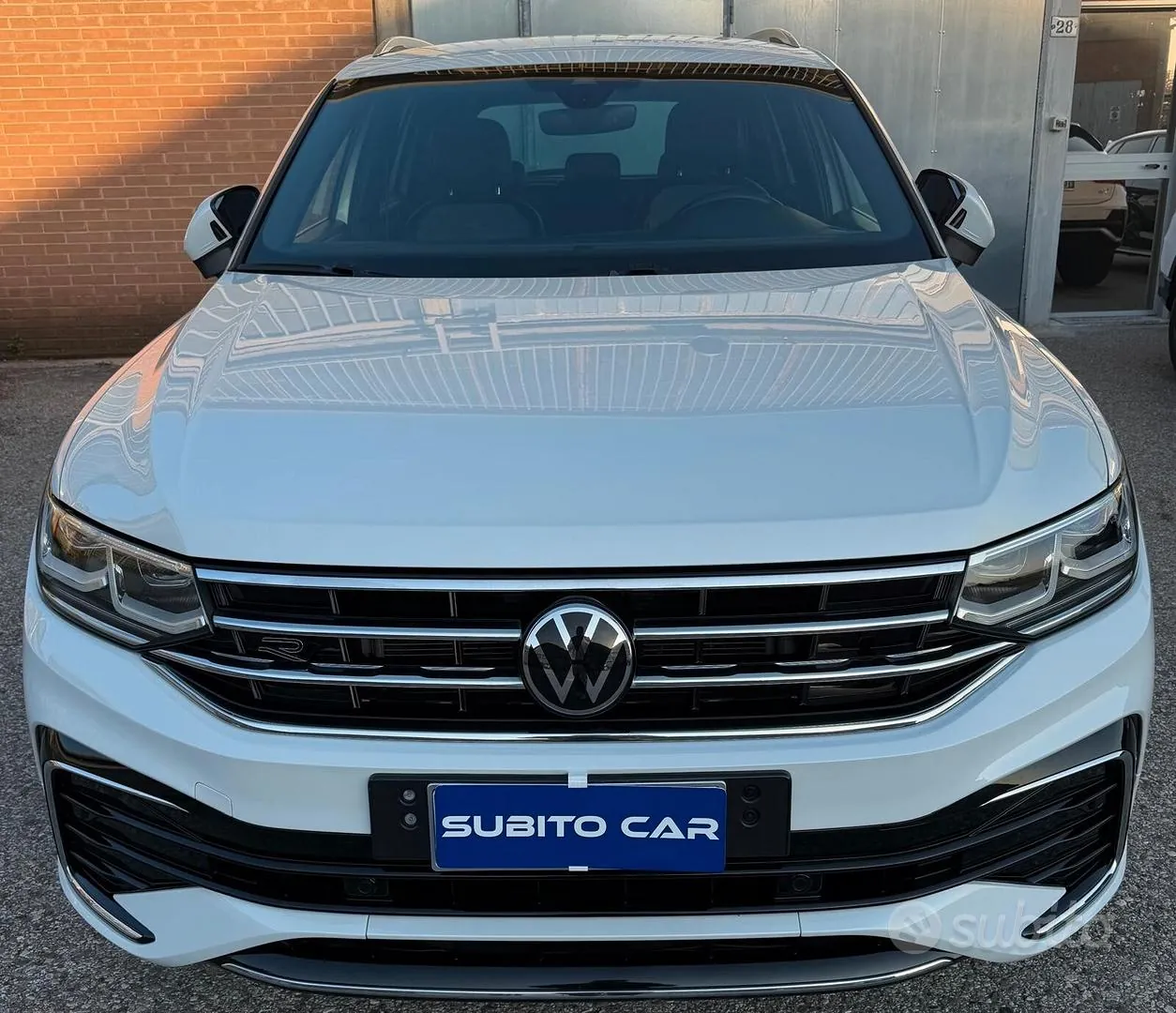 Volkswagen Tiguan 2022 photo 2