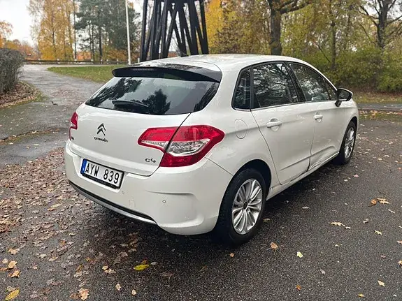 Citroen C4 2013 photo 3