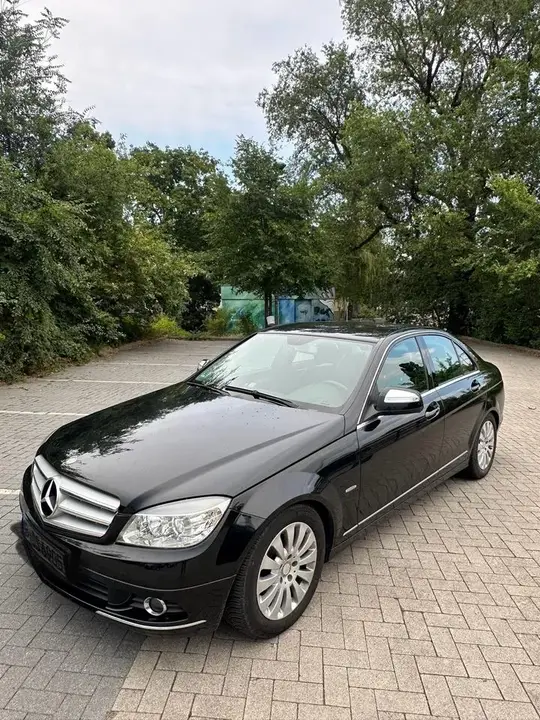 Mercedes-Benz C200