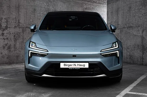 Polestar 4 2025 photo 4