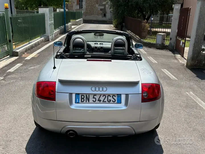Audi Tt 2000 photo 3