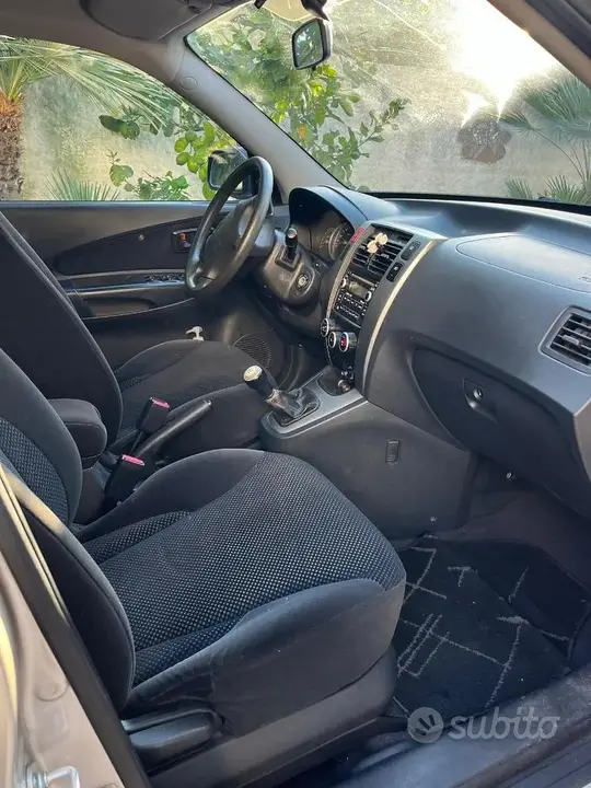 Hyundai Tucson 2009 photo 4