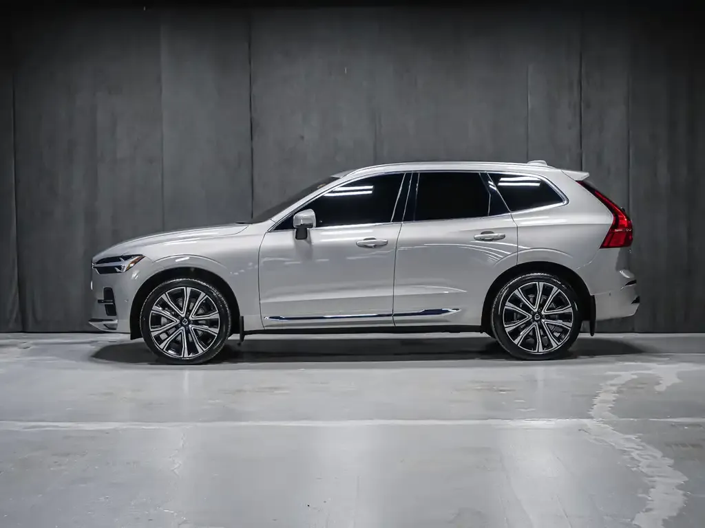 Volvo Xc60 2023 photo 3