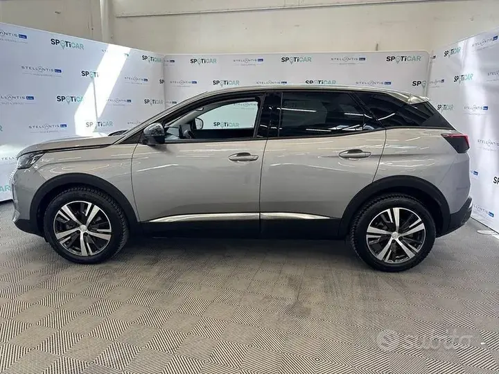 Peugeot 3008 2023 photo 2