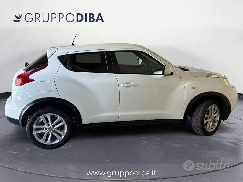 Nissan Juke 2011 photo 4