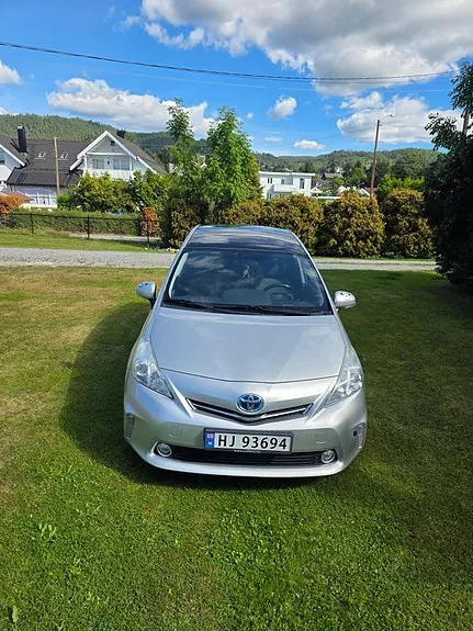Toyota Prius 2013 photo 3