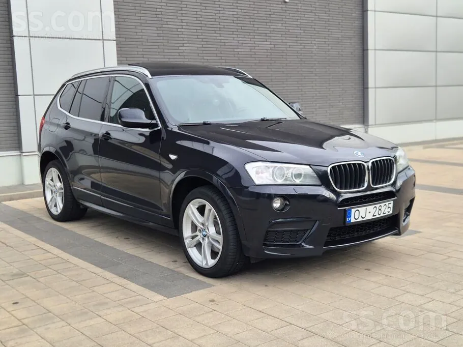 BMW X3 2012 photo 2