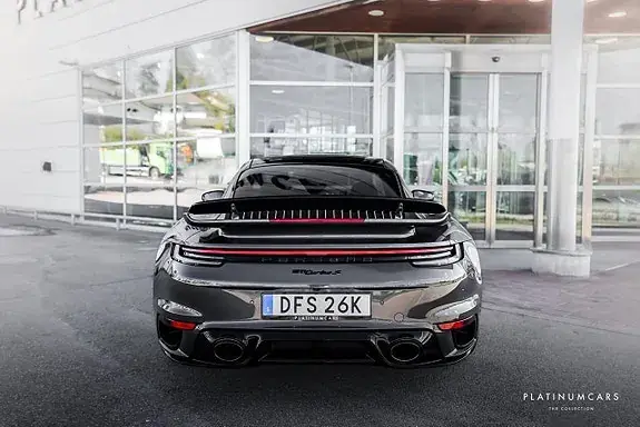 Porsche 911 Turbo S 2021 photo 4
