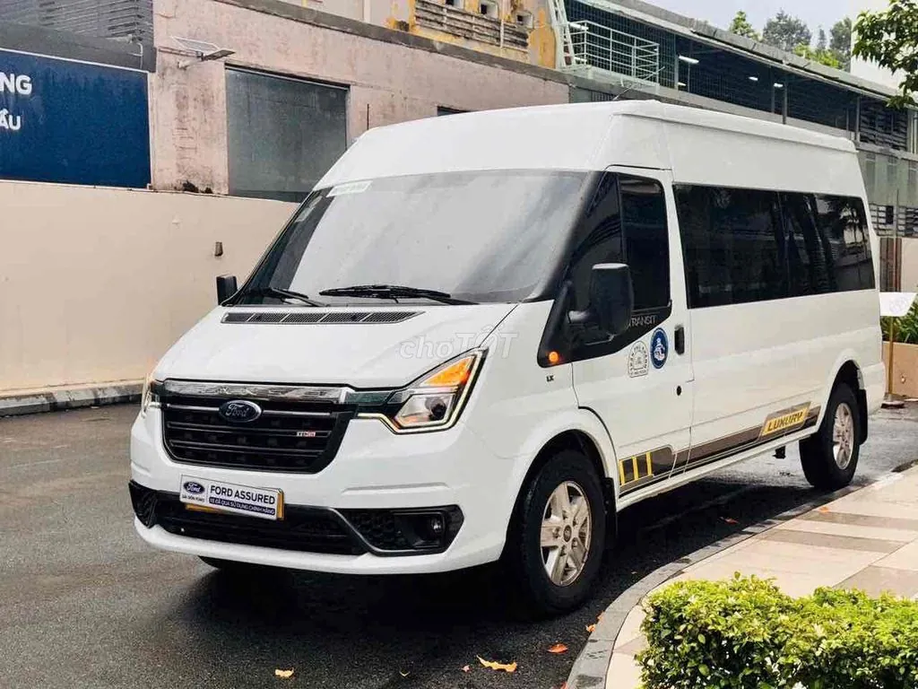 Ford Transit 2024 photo 2