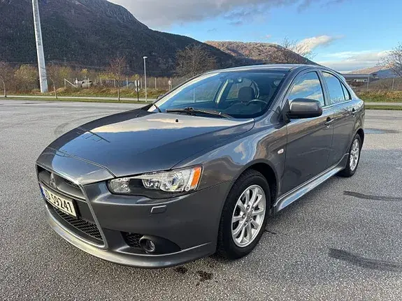 Mitsubishi Lancer 2011 photo 3