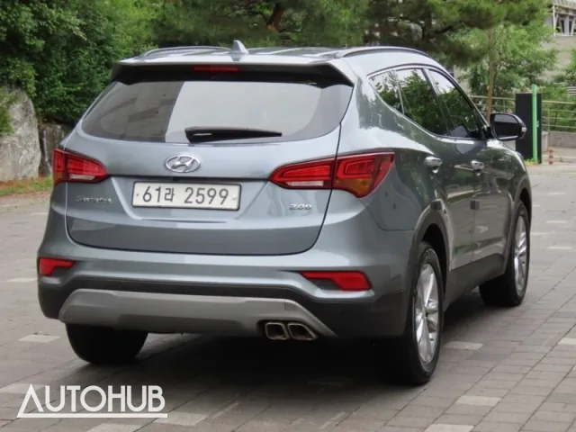 Hyundai Santa Fe 2017 photo 3