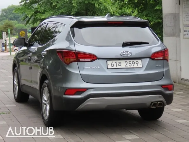 Hyundai Santa Fe 2017 photo 4