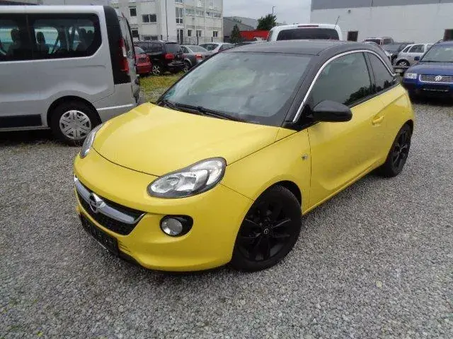 Opel Adam