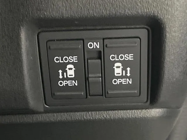 Honda N-Box 2025 photo 4