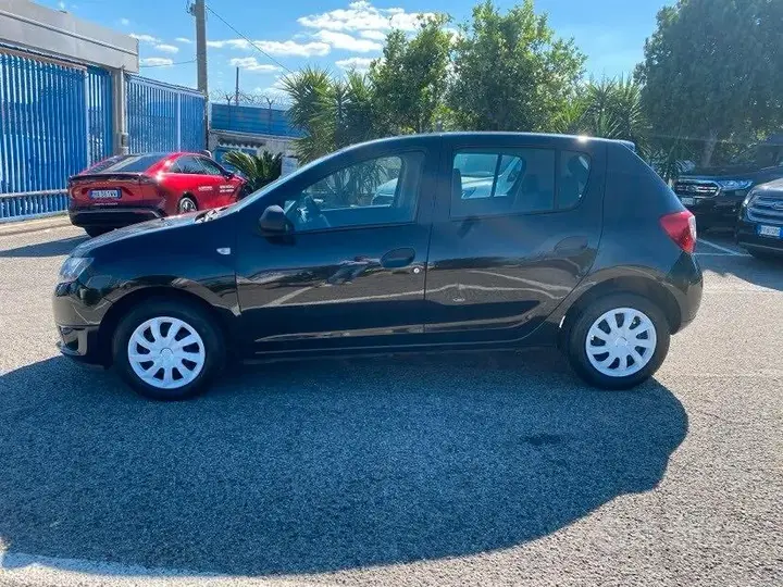 Dacia Sandero 2013 photo 4