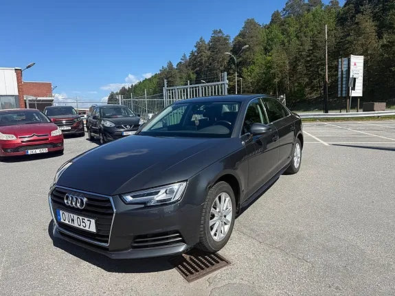 Audi A4 2017 photo 2