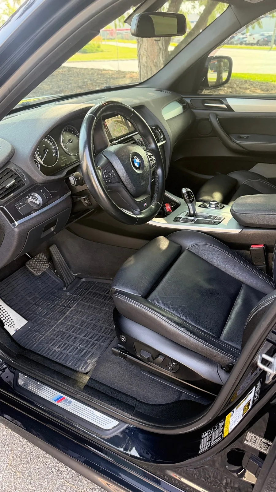 BMW X3 2014 photo 2