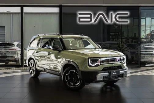BAIC B30