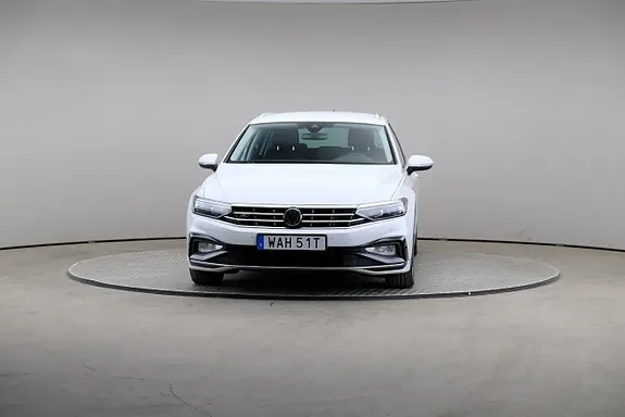 Volkswagen Passat 2023 photo 3