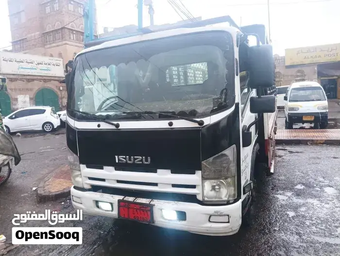 Isuzu Trooper 2013 photo 3