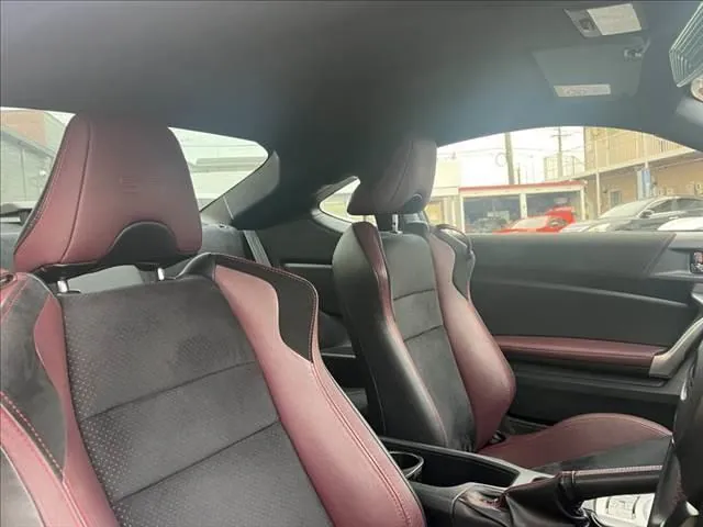 Subaru Sti 2018 photo 4