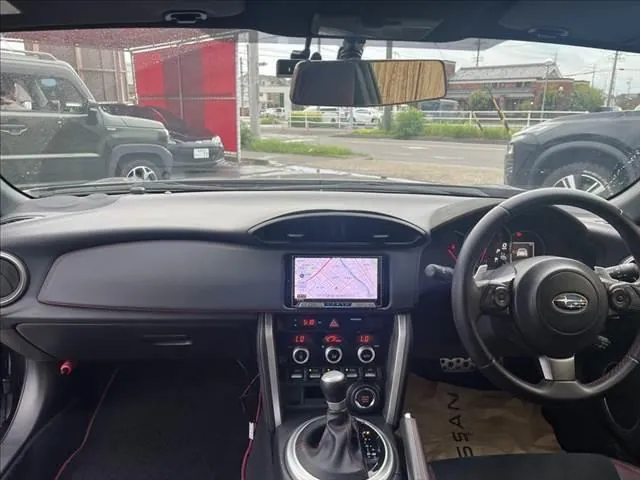 Subaru Sti 2018 photo 3