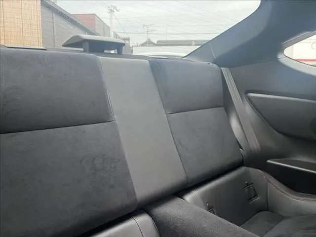 Subaru Sti 2018 photo 5