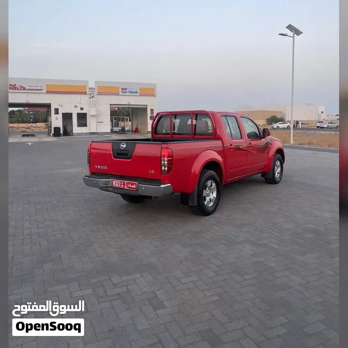 Nissan Navara 2009 photo 2
