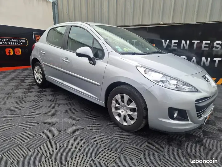 Peugeot 207 2013 photo 5
